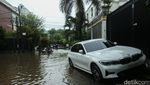Banjir Rendam Jalan Perumahan Elite Sunter
