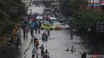 Banjir Rendam Mangga Dua, Jalan Gunung Sahari Ditutup