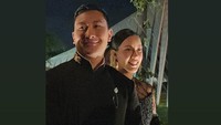 Saat resepsi Patricia Schuldtz dengan Darma Mangkuluhur memakai pakaian serba hitam. (Foto: dok Instagram vitadatau)