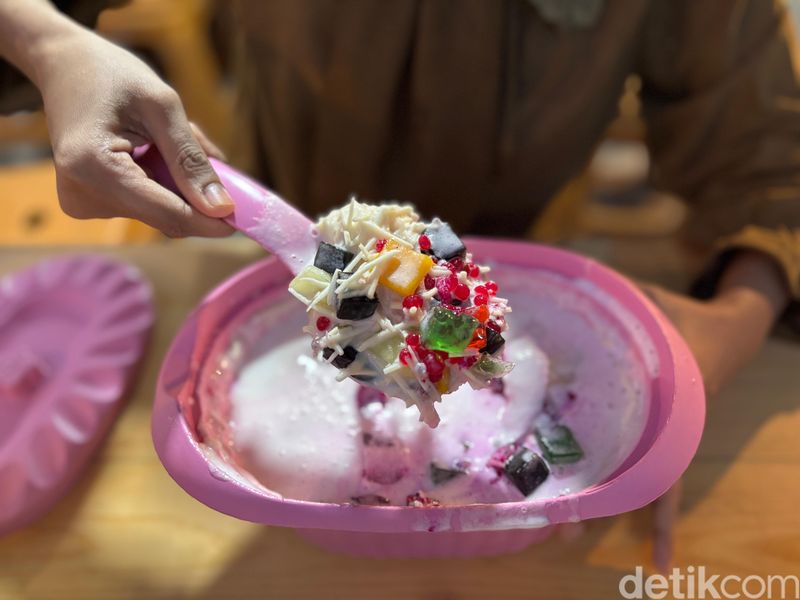 Es teler teko di Cengkareng, Jakarta Barat