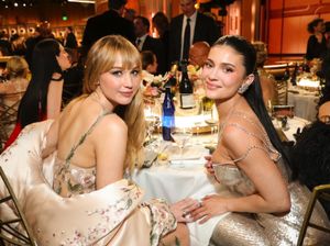 Bedah Fashion & Makeup Artis Golden Globes 2026, Nonton Live TikTok Wolipop!