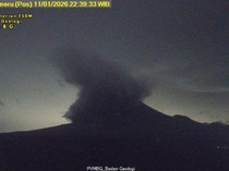 Gunung Semeru Kembali Erupsi, Luncurkan Awan Panas Sejauh 5 Km