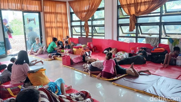 459 Warga Mengungsi Imbas Banjir di Katimbang-Paccerakkang Makassar