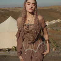 Cantik maksimal, tak sedikit yang bahkan menyebut Mahalini terlihat bak bidadari. Bidadari lagi nyari selendang yg ketinggalan yaa? tulis salah satu komentar. Bidadari dari mana ini? komentar lain. Foto: Instagram/@mahaliniraharja