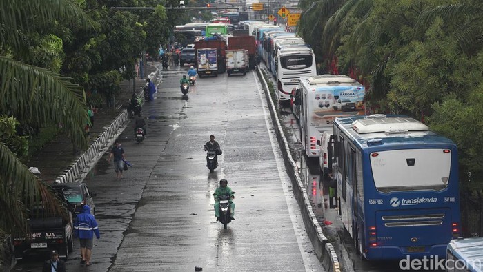 BPBD: Seluruh Genangan di Jakarta Sudah Surut - Update 1