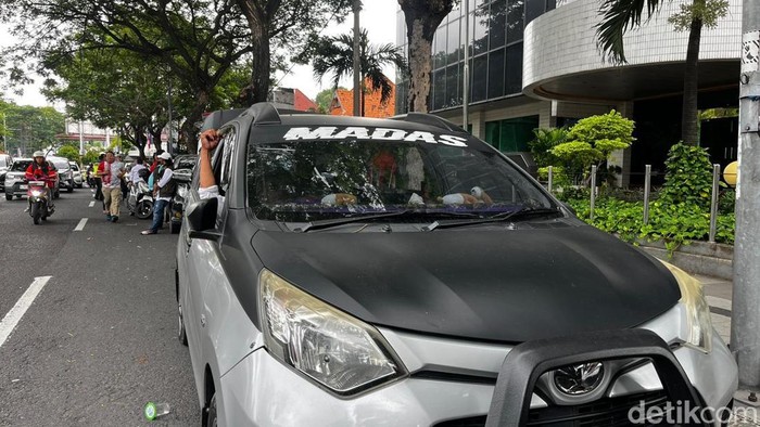 Markas ormas Madas di Surabaya