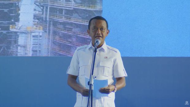 Menteri ESDM Bahlil Lahadalia saat menyampaikan paparan dalam Peresmian Infrastruktur Energi Terintegrasi Pertamina RDMP Balikpapan, Kalimantan Timur, Senin (12/1/2026). (Tangkapan Layar Youtube/KementerianESDM)