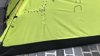 Kenapa harus merusak tendanya? Dia bahkan nggak punya rumah, cuma ada itu sebagai atap. Foto: gwinefcc via Bored Panda