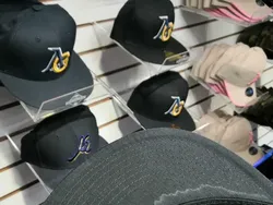 Momen Manusia Bertindak Jahat, Setan Juga Sungkem Kayaknya