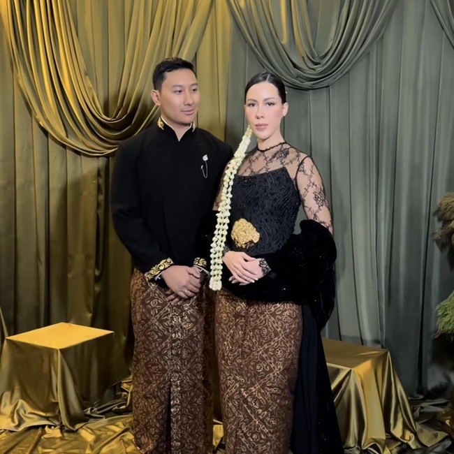 8 Foto Mewah Resepsi Pernikahan Putra Tommy Soeharto, Usung Adat Jawa
