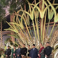 Digelar mewah, acara tersebut dihadiri para tokoh penting. Presiden RI, Prabowo, tampak hadir bersama putranya, Didit Hediprasetyo. Foto: Instagram/@byansoe/@pschuldtz