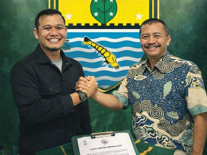 Penyerahan kepemilikan PSIT