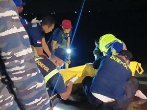 Mayat Pria Mengapung di Perairan Jembrana, Sarung Golok Terikat di Pinggang