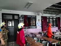 Hujan Deras, Plafon Ruang Kelas SD di Jakut Roboh Saat Siswa Santap MBG