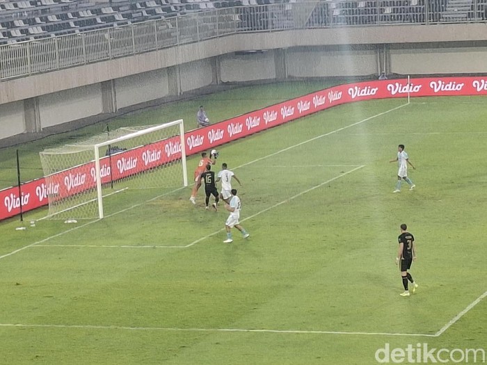 Laga PSBS Biak vs Bhayangkara FC di Stadion Maguwoharjo, Sleman, Senin (12/1/2026).