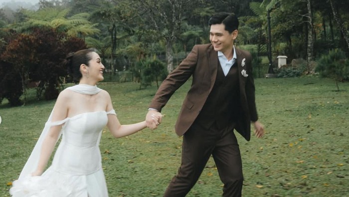 Ranty Maria dan Rayn Wijaya