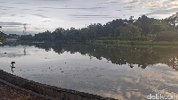 Warga Depok yang Suka Mancing Merapat, Situ Sidomukti Bisa Jadi Pilihan