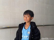 Senangnya Sulaiman Bisa Salim Prabowo di Sekolah Rakyat Banjarbaru