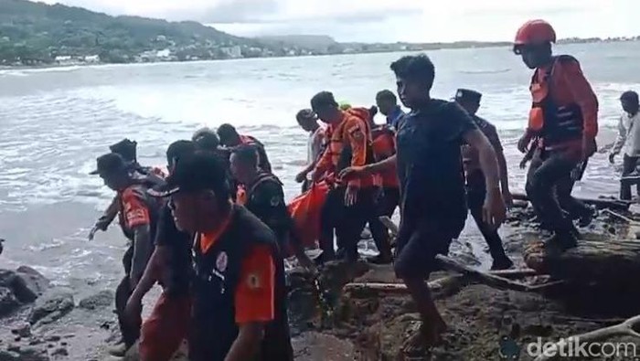 Pelajar SMK Hilang Terseret Ombak di Pantai Lumpue Parepare Ditemukan Tewas