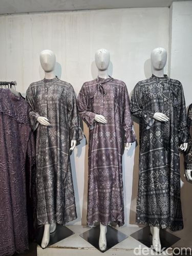 Tren baju Lebaran 2026 di Tanah Abang, Jakarta Pusat
