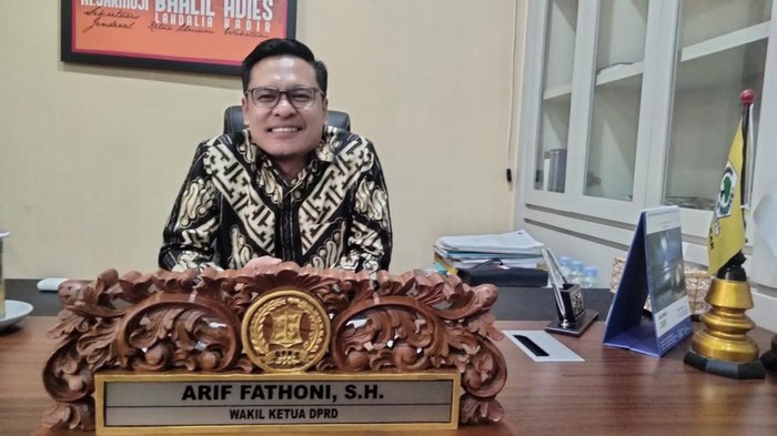Wakil Ketua DPRD Kota Surabaya, Arif Fathoni