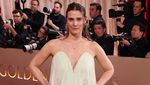 10 Gaya Artis di Golden Globe yang Bikin Gagal Paham!