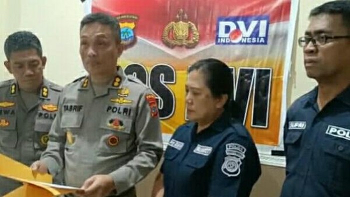 Kabid Dokkes Polda Sulut AKBP dr. Tasrif saat memberikan keterangan pers di Gedung Dokkes Polda Sulut kepada wartawan, Selasa (13/1/2026).
