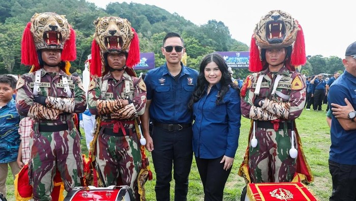 Annisa Pohan dan AHY