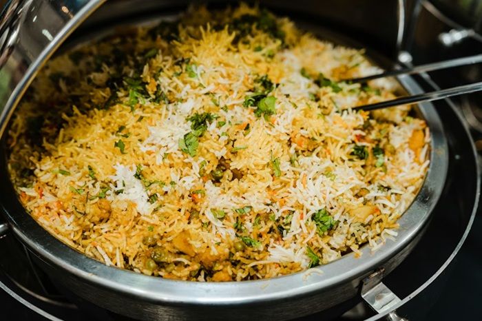 Dicari! Sosok Spesialis Nasi Biryani buat Pekerjaan Ngonten Seru di Sini Dicari! Sosok Spesialis Nasi Biryani buat Pekerjaan Ngonten Seru di Sini