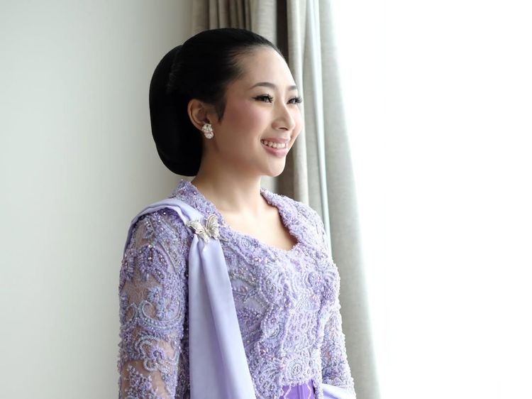 5 Potret Cantik Aya Hutami, Anak Tommy Soeharto di Pernikahan Sang Kakak