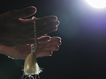 Doa Sholat Tahajud agar Cepat Dikabulkan oleh Allah SWT