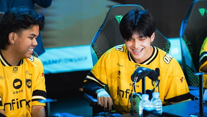 Onic, sebagai salah satu perwakilan Indonesia di kejuaraan dunia Mobile Legends M7 World Championship, akan kembali berlaga pada hari ini di babak Swiss Stage. Tim berjuluk Sang Raja Langit itu akan berhadapan dengan Team Spirit.