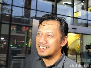 Video KPK: Aliran Uang Kasus Haji ke Gus Aiz Berasal dari Biro Travel