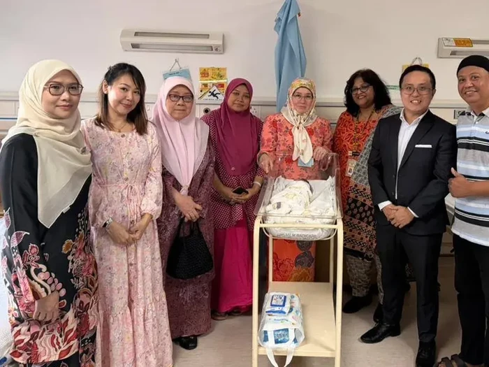 Kisah viral penantian 15 tahun pasangan suami istri yang akhirnya dikaruniai bayi laki-laki lewat program IVF. Seperti apa kisahnya?