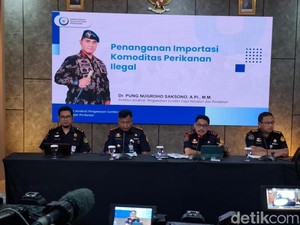 KKP Gagalkan Penyelundupan 100 Ton Ikan Salem