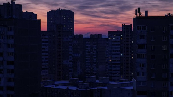 Residential buildings during a power blackout after critical civil infrastructure was hit by recent Russian missile and drone attacks, amid Russia's attack on Ukraine, in Kyiv, Ukraine January 10, 2026. REUTERS/Yan Dobronosov
