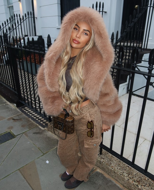 Palmer dan Connie berpisah pada bulan Juni tahun lalu. Sebelum putus dan pindah hati ke Olivia, mereka adalah pasangan sejak kecil.Foto: Instagram @oliviajewellholder