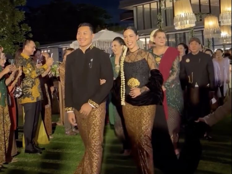 7 Gaya Patricia Schuldtz, Menantu Keluarga Cendana Nge-DJ Saat After Party