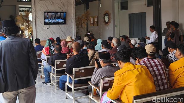 Sidang CLS Ijazah Jokowi Suasana Persidangan perkara nomor 211/Pdt.G/2025/PN Skt, tentang gugatan Citizen Lawsuit (CLS) ijazah Joko Widodo (Jokowi), di Pengadilan Negeri Solo, Selasa (13/1/2026).
