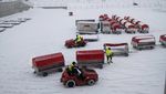 Suasana Bandara Nuuk di Tengah Lanskap Es Greenland