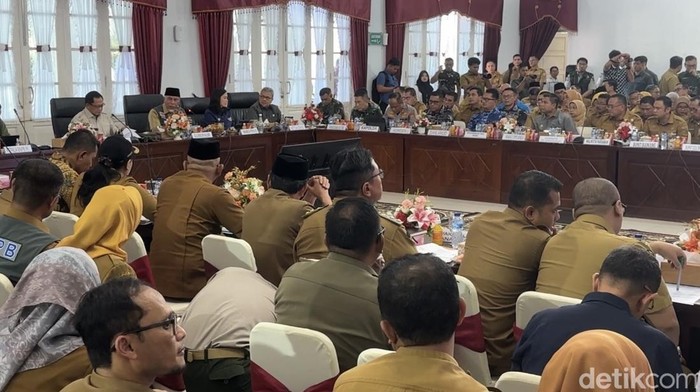 Mendagri Puji Proses Pemulihan Pascabencana di Sumbar