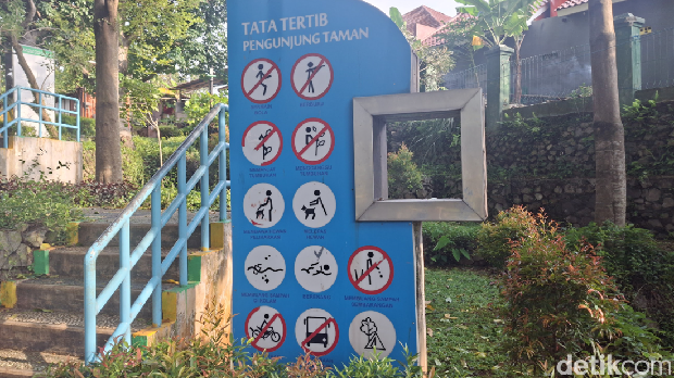 Taman Lembah Mawar Depok