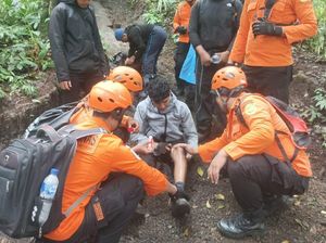 Diguyur Hujan Deras, Pendaki Remaja Hipotermia di Gunung Agung