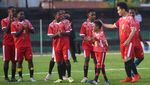 Wapres Gibran Bermain Bola Bersama Anak SSB di Wamena