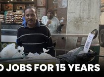 15 Tahun Jualan Adonan Kue, Ayah Ini Berhasil Antar Putrinya Jadi Sarjana