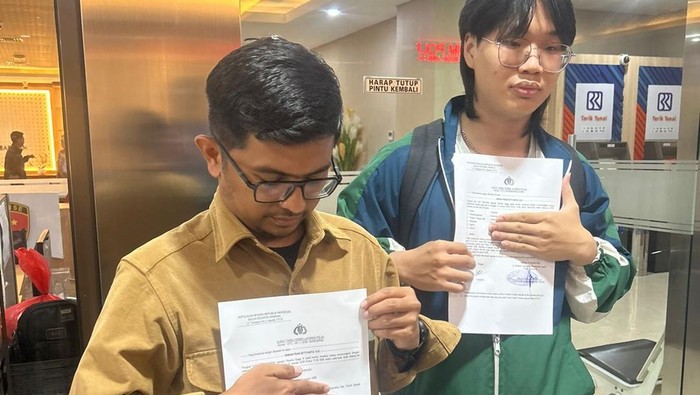 Aktivis Laporkan Pengejaran Menakutkan dengan Mayat Ayam Tanpa Kepala ke Penyidik