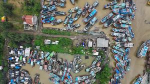 Angin Kencang dan Gelombang Tinggi, Nelayan Batang Tunda Melaut
