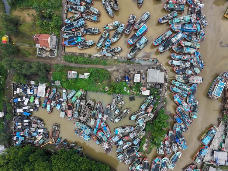 Angin Kencang dan Gelombang Tinggi, Nelayan Batang Tunda Melaut