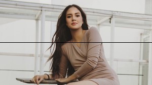Aurelie Moeremans mengaku mendapat intimidasi usai buku Broken Strings viral. Foto: Dok. Instagram Aurelie Moeremans
