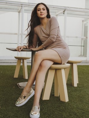 Deretan Artis Dukung Aurelie Moeremans Ungkap Trauma Masa Lalu